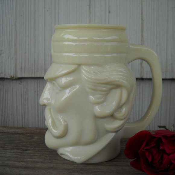 Avon Beer Stein Casey at Bat Milkglass/Custard Gla - Picture 4 of 5